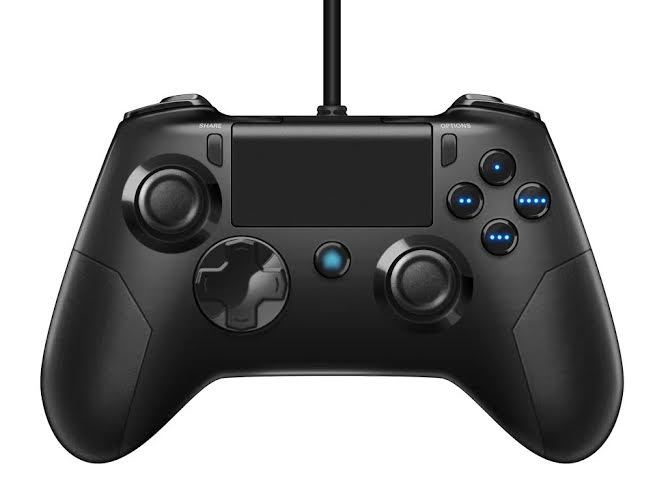 File:Gator Claw PS4 Wired Controller - top.jpg